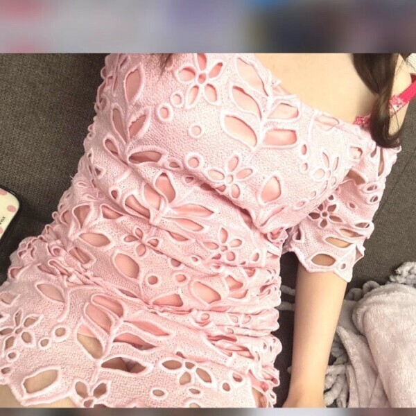 前職、AV女優。