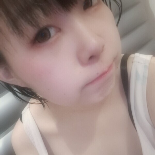 なにしてる？？