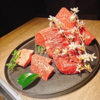 お肉＆ミセス。