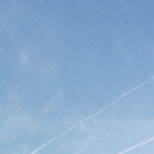 本日17時からです！✨つき