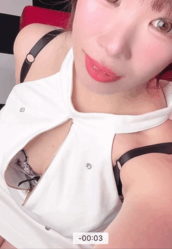 👅👅👅