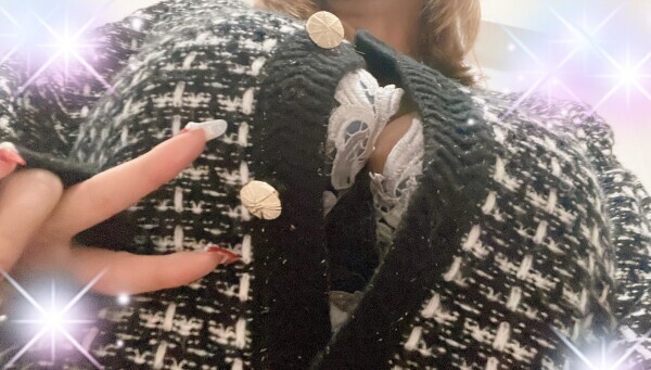 ニット✖️下アングル✖️ボタン開け