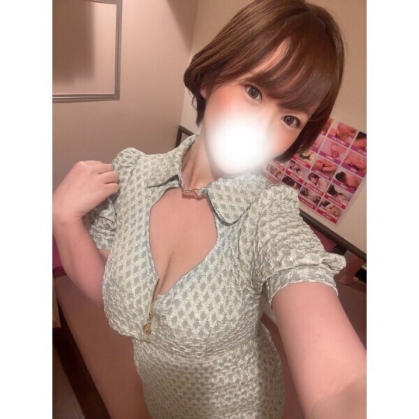 朝からエロ下乳