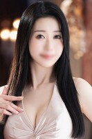 癒しの女神【鈴　すず】さんのご紹介です。