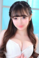 本日入店！色白柔肌形のよいGカップ美巨乳【詩音】さん♪