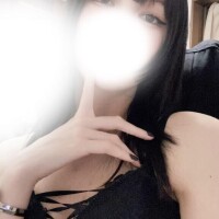 深山えいみ