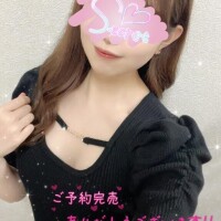 雪白りりな