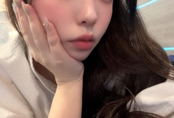 なななんと?