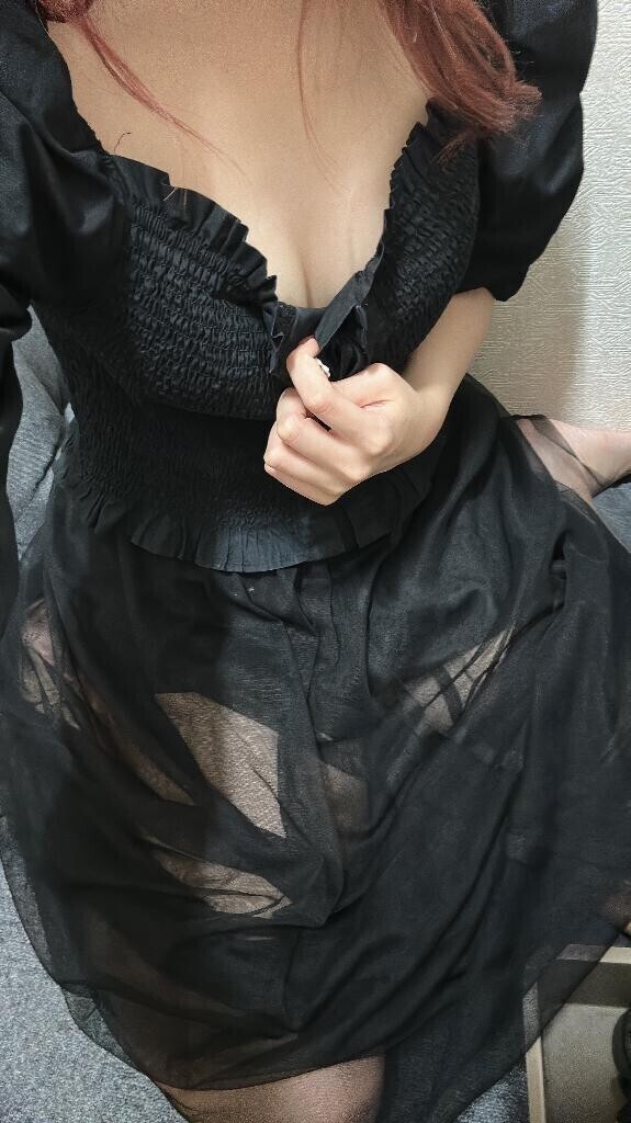 黒、、かな、、？