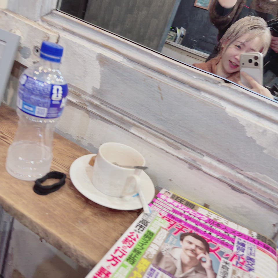 美容院動画あぷ。横と後ろピンク