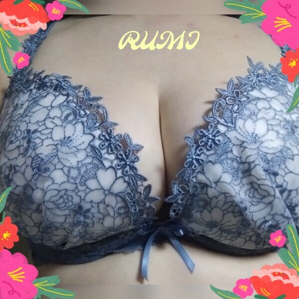 完熟ばなな川崎店  るみです