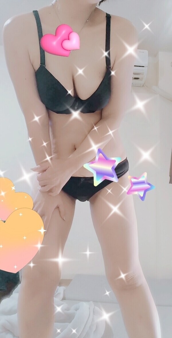 おっぱいさわってほしいな♡