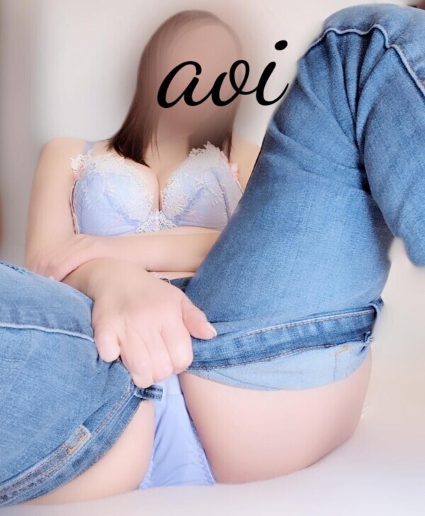 パンティ濡れてるって…♡