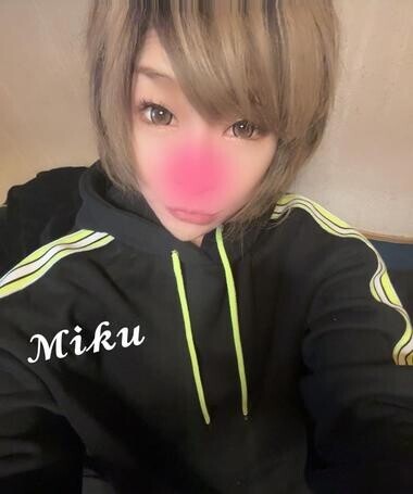 20251001_080008_3fb8434fc9212c8849bc0ca0