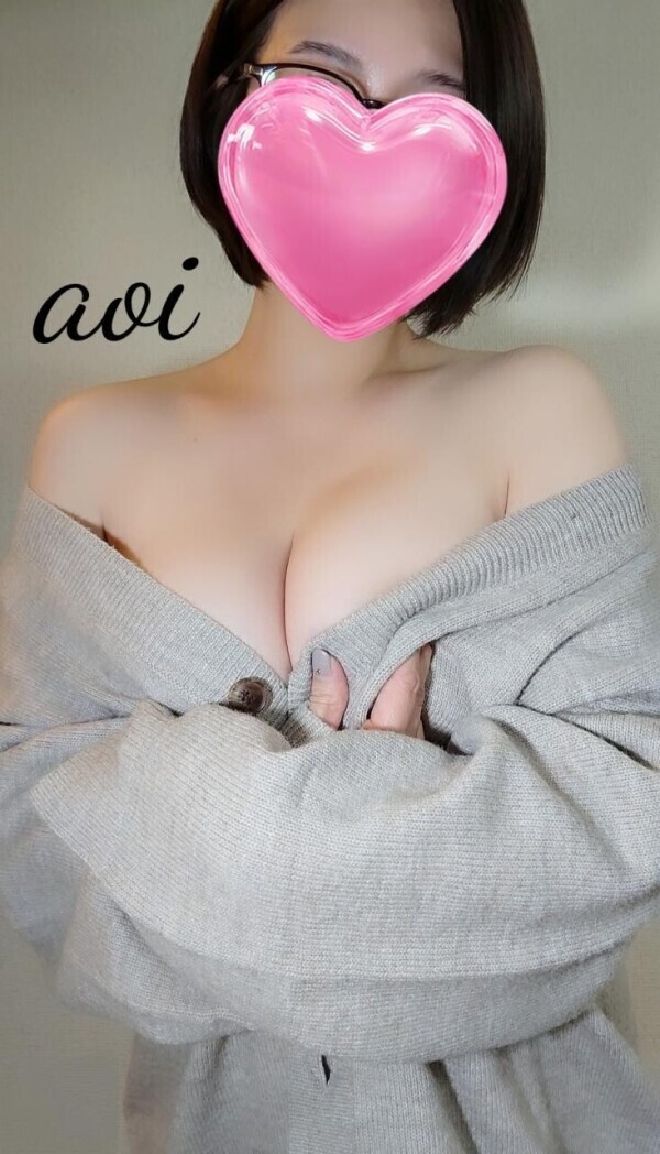 動画をアップ致しました♡