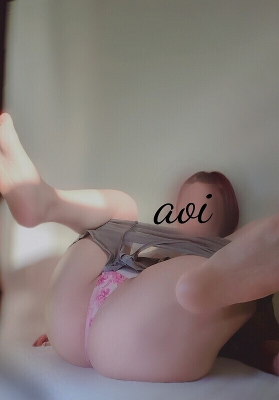 LunchTimeのおかずに…無修正おっぱいのお時間♡