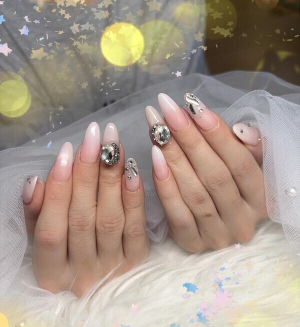 ネイル新しくしてきたよーお❣️‎࣪ 𑊢♡
