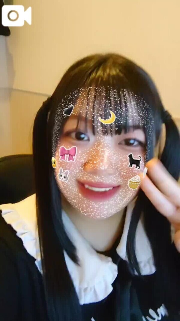 出勤してるぽよ〜❣️❣️