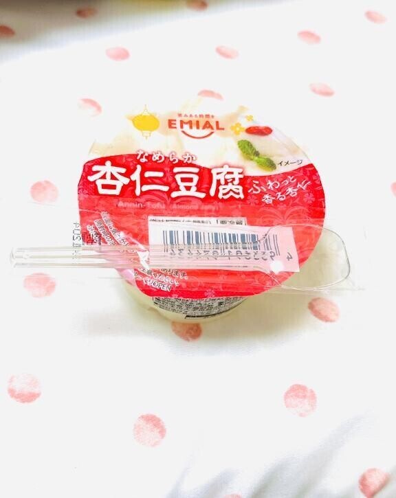 杏仁豆腐
