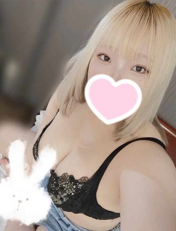 出勤してるよ( 📞¨̮ )♥