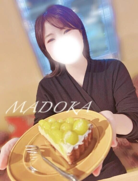 🎀 マスカットは丸いのでカロリーゼロ