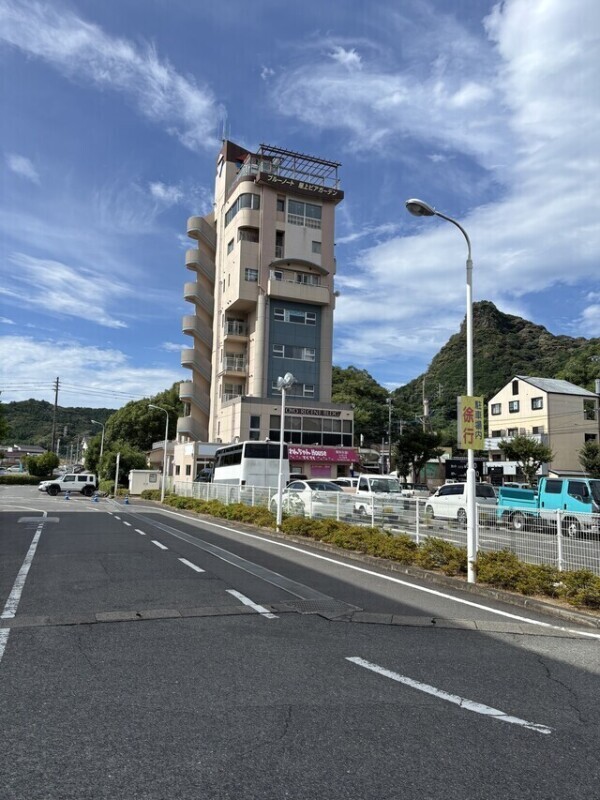 のっぽのビル