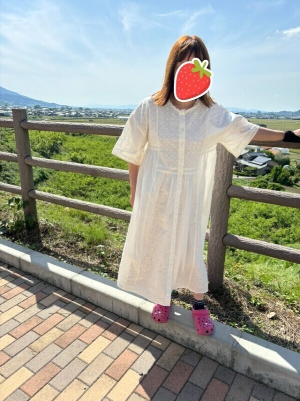 白