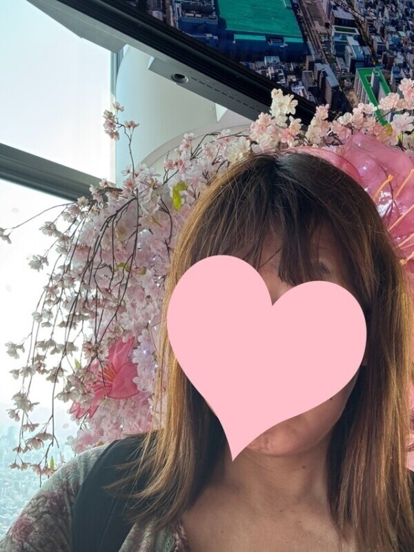 後ろの桜