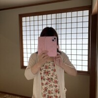 障子をバックに