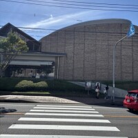 スタバ入り図書館