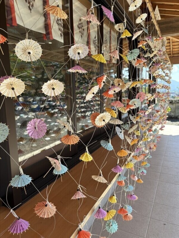 傘のオブジェ