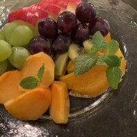 飲み屋のフルーツ盛り