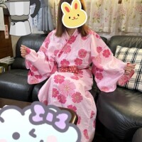 雛祭りはピンクの和服