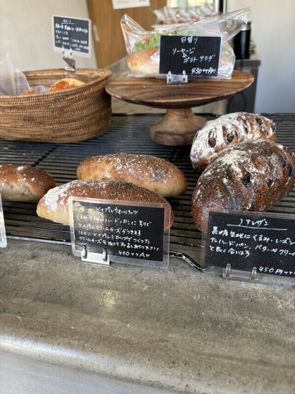 パン屋のカウンター
