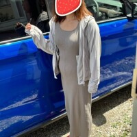 青