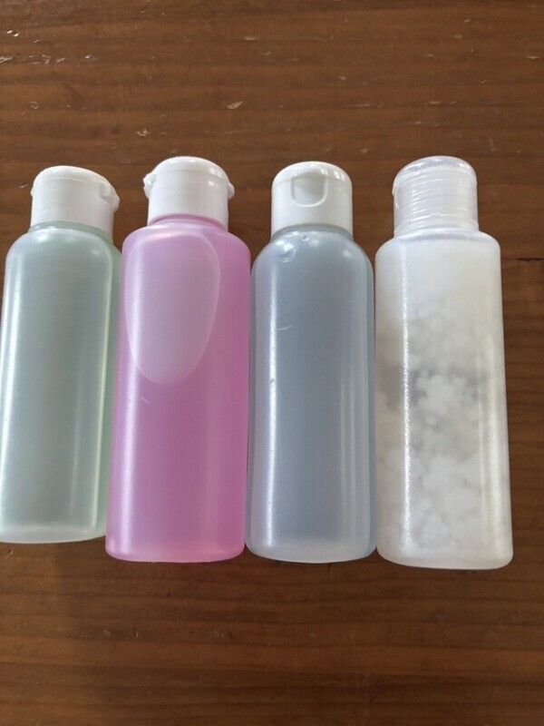持参してた液体
