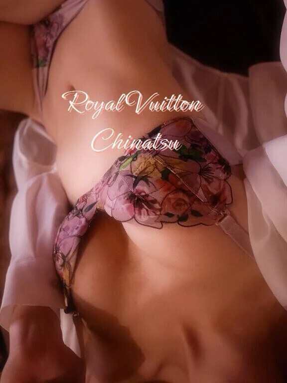 Royal Vuitton Chinatsu