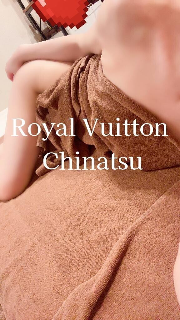 Royal Vuitton Chinatsu