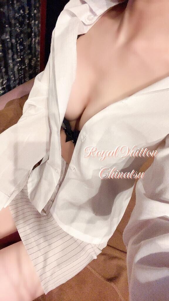Royal Vuitton Chinatsu