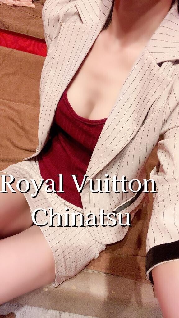 Royal Vuitton Chinatsu