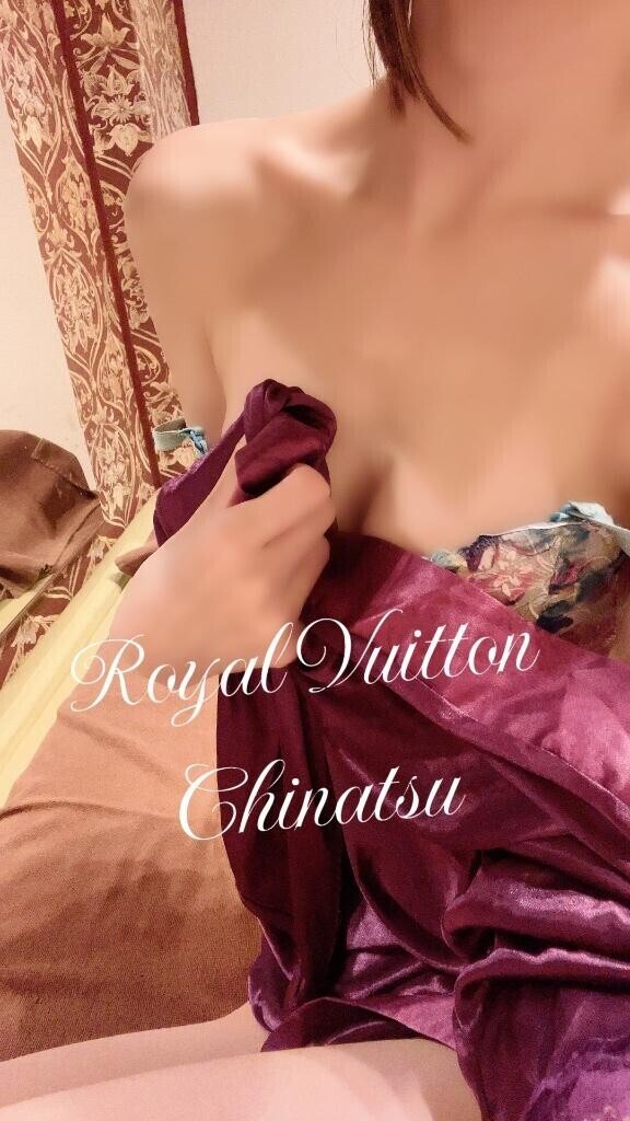 Royal Vuitton Chinatsu