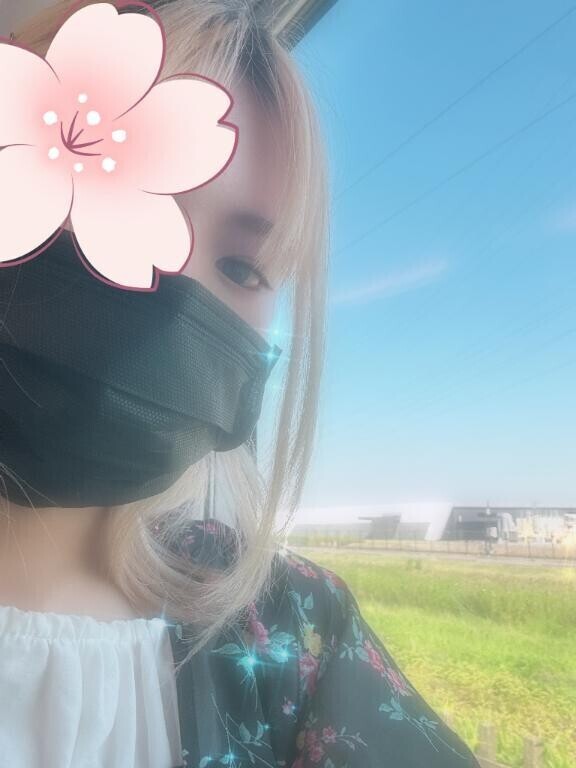 今日から出勤です? りいな