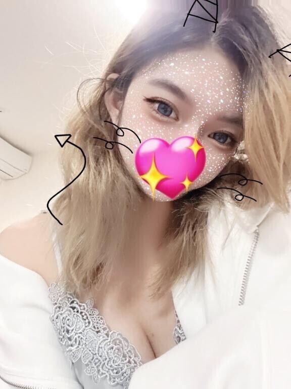 |*･ω･)ﾁﾗｯ