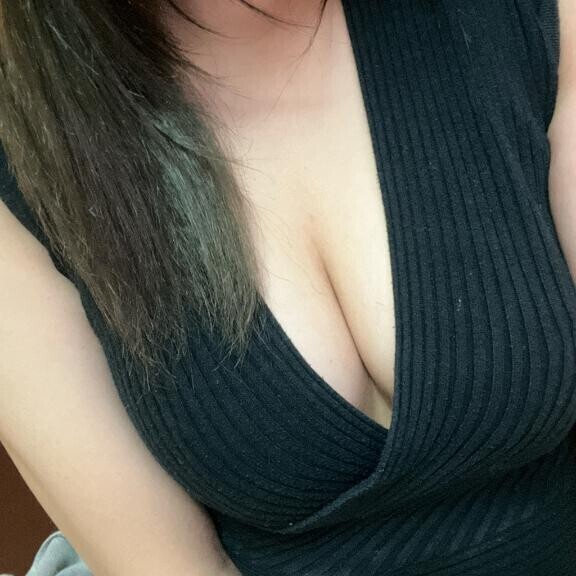 |∀･)ﾁﾗｯ...ﾞ(ﾉ･д･)ﾉｽﾀﾀﾀｯ...ﾁﾗ(･∀|