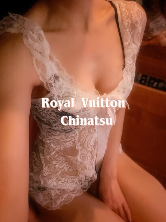 Royal Vuitton Chinatsu