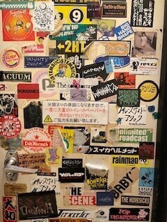 こっそり抜け出してきました