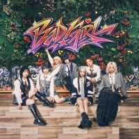 BAD  GIRL.•♬