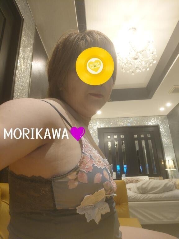 出勤してます