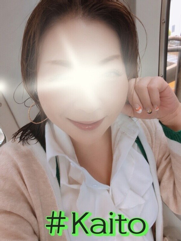 メイクか髪か😅