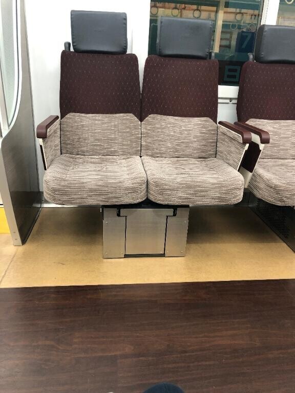 電車の中